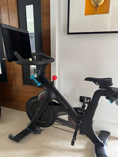 Peloton upright exercise - upright, bike
