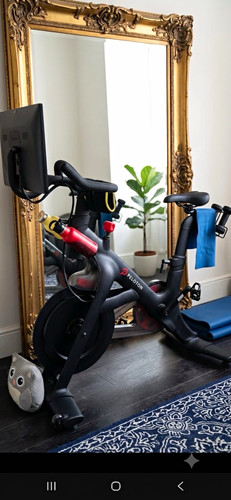 Peloton indoor cycling - peloton,
